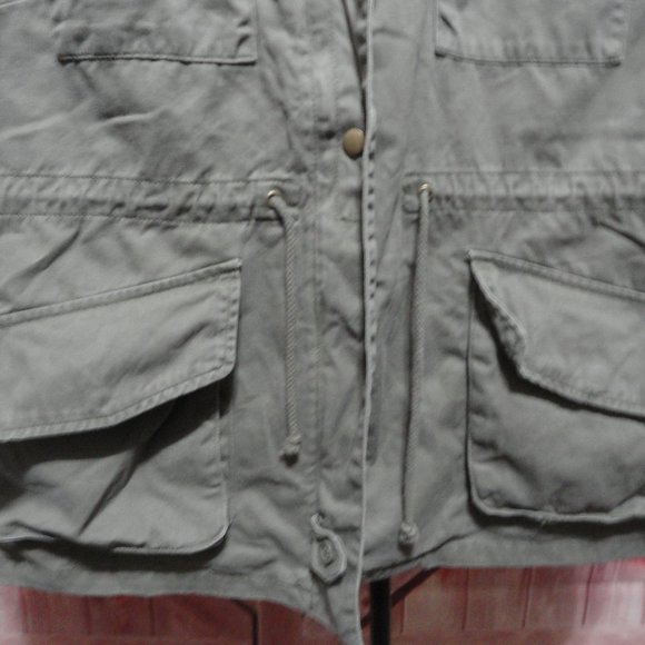 Per Se multi pocket cotton full zip snap vest~gently worn, great shape~ - Picture 2 of 5